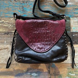 Tylie Malibu Shoulder Bag